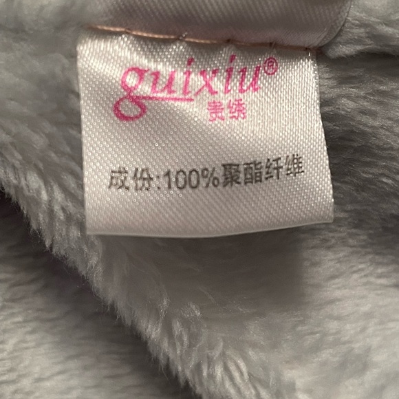 EUC - GuiXiu Super Plush Penquin PJ's in Ice Blue - Medium - Picture 6 of 9